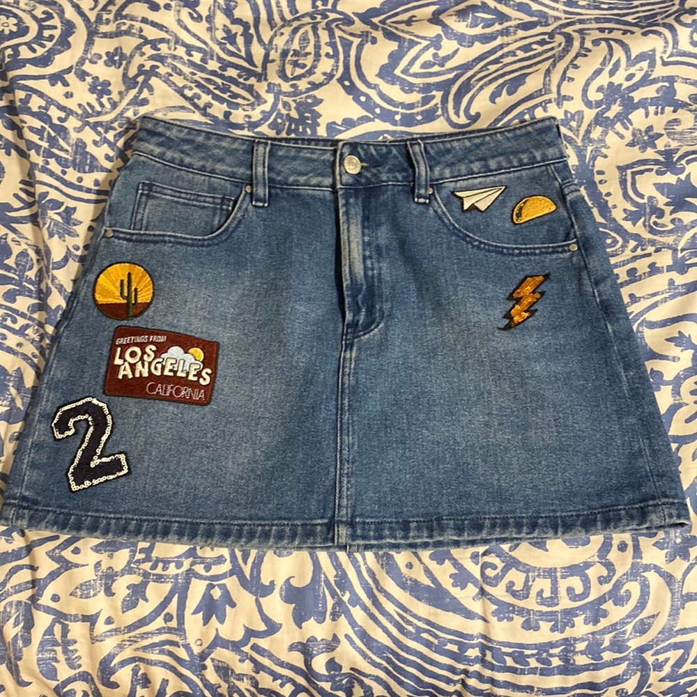 PacSun Patchy Embroidered Denim Mini Skirt size 27